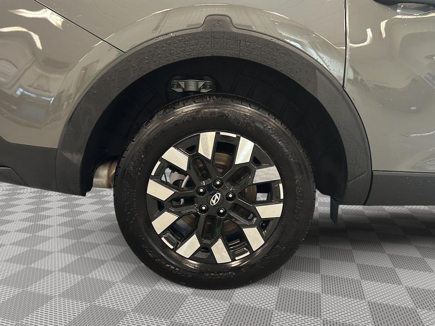 New 2026 Hampton Gray Hyundai SEL AWD image 11