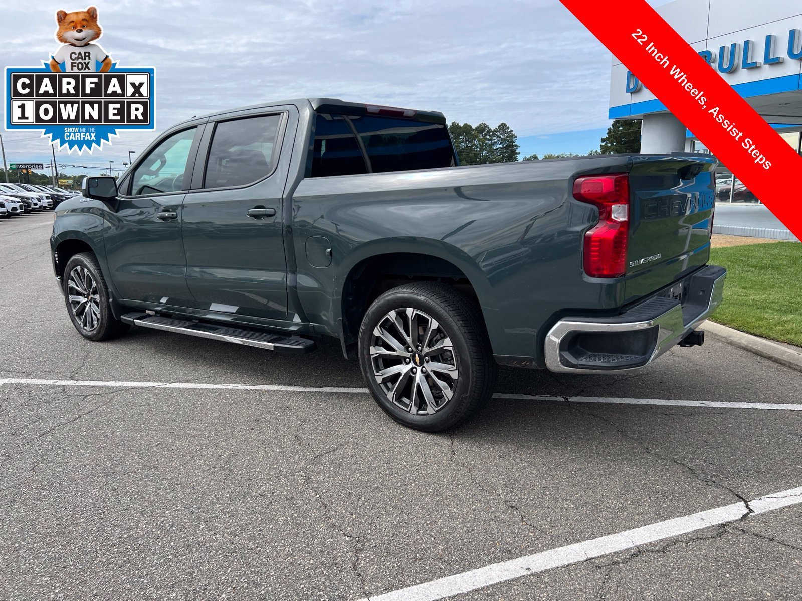Used 2025 Cypress Gray Chevrolet LT image 3
