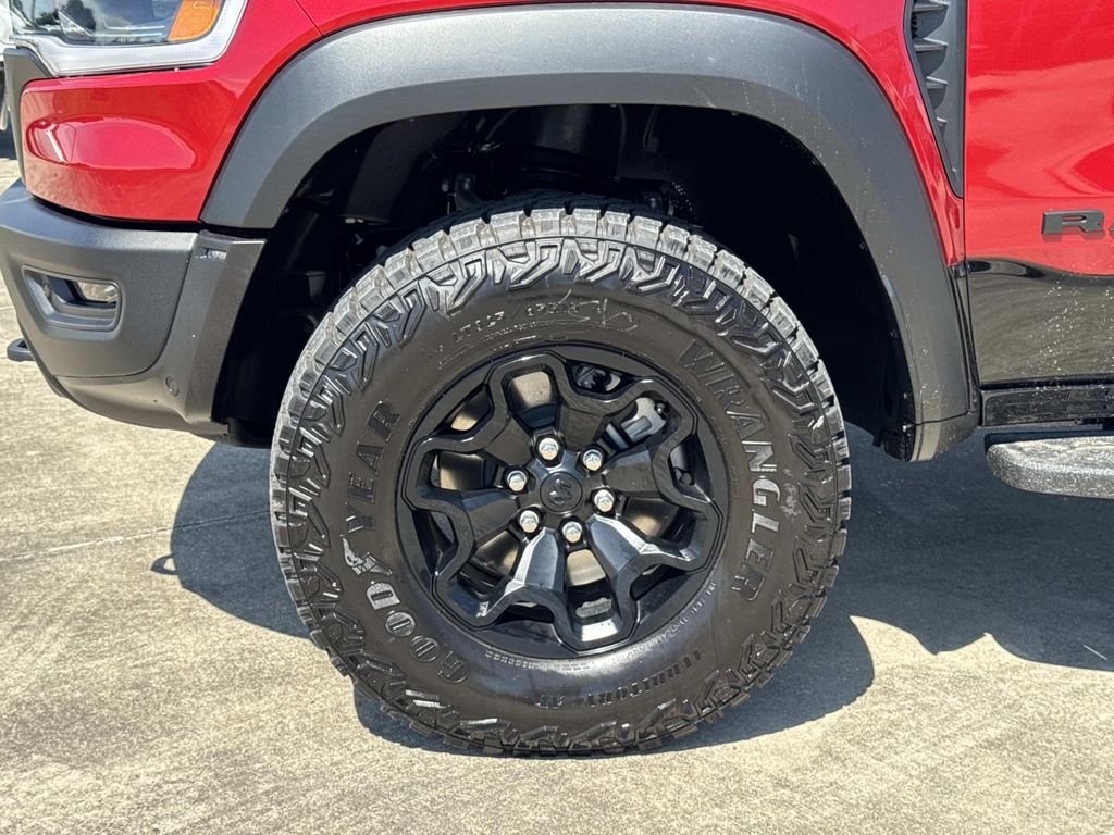 New 2026 Molten Red Pearl-Coat Exterior Paint RAM RHO image 11