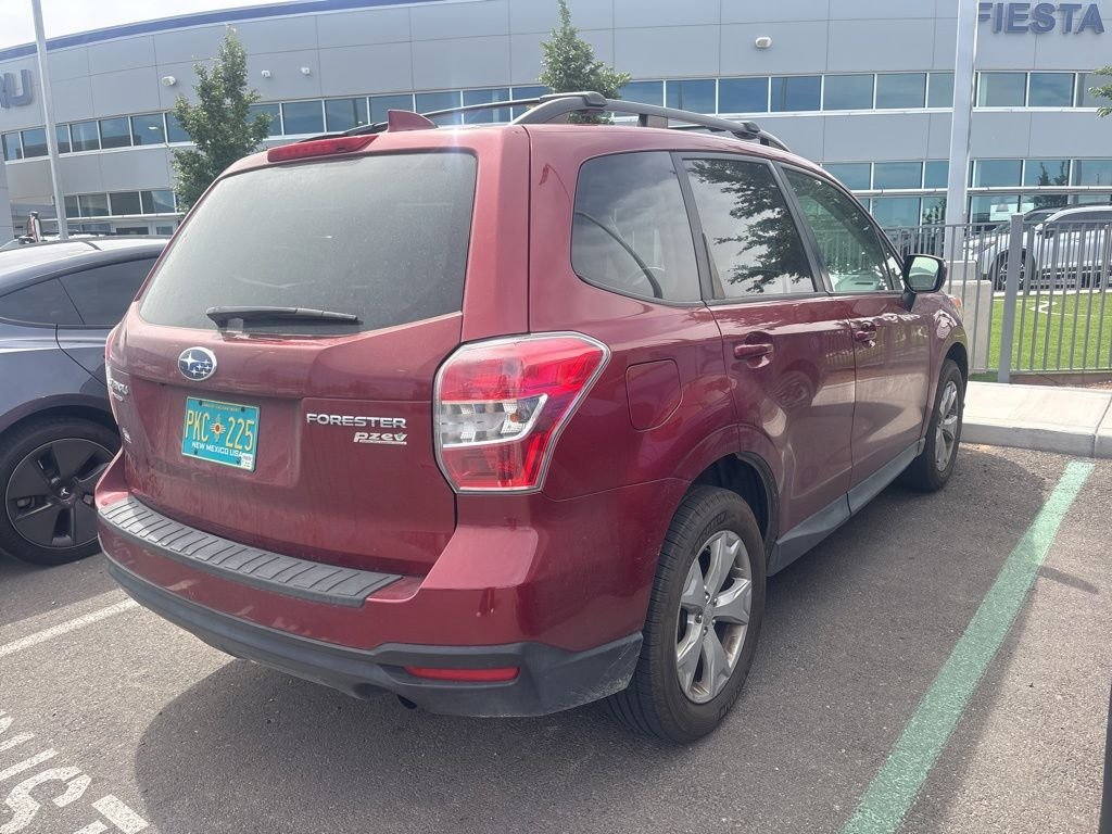 Used 2016 Red Subaru 2.5i Premium image 7