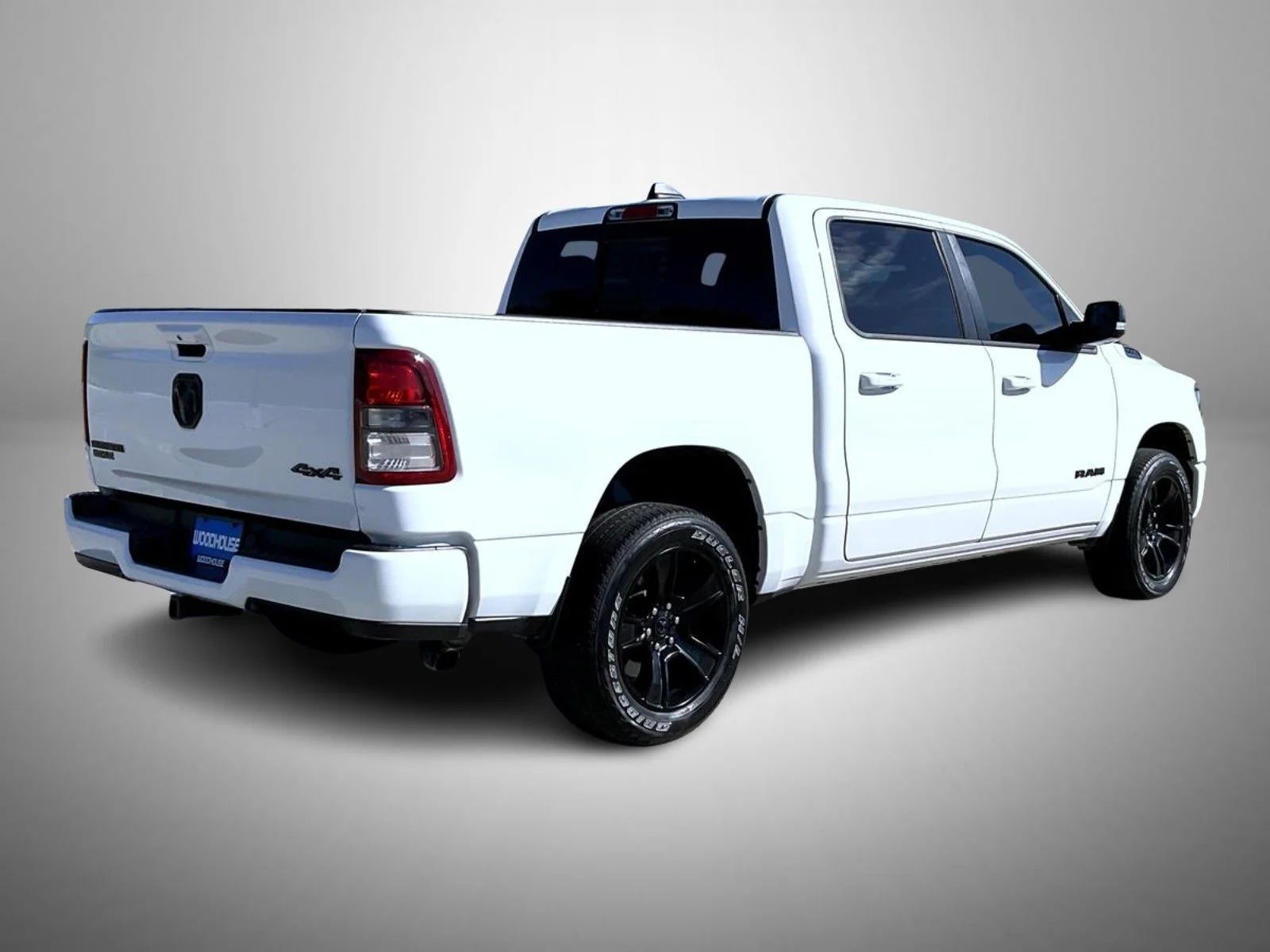 Used 2022 White Ram Big Horn/Lone Star image 5