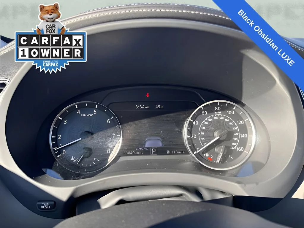 Used 2024 Black INFINITI LUXE image 16