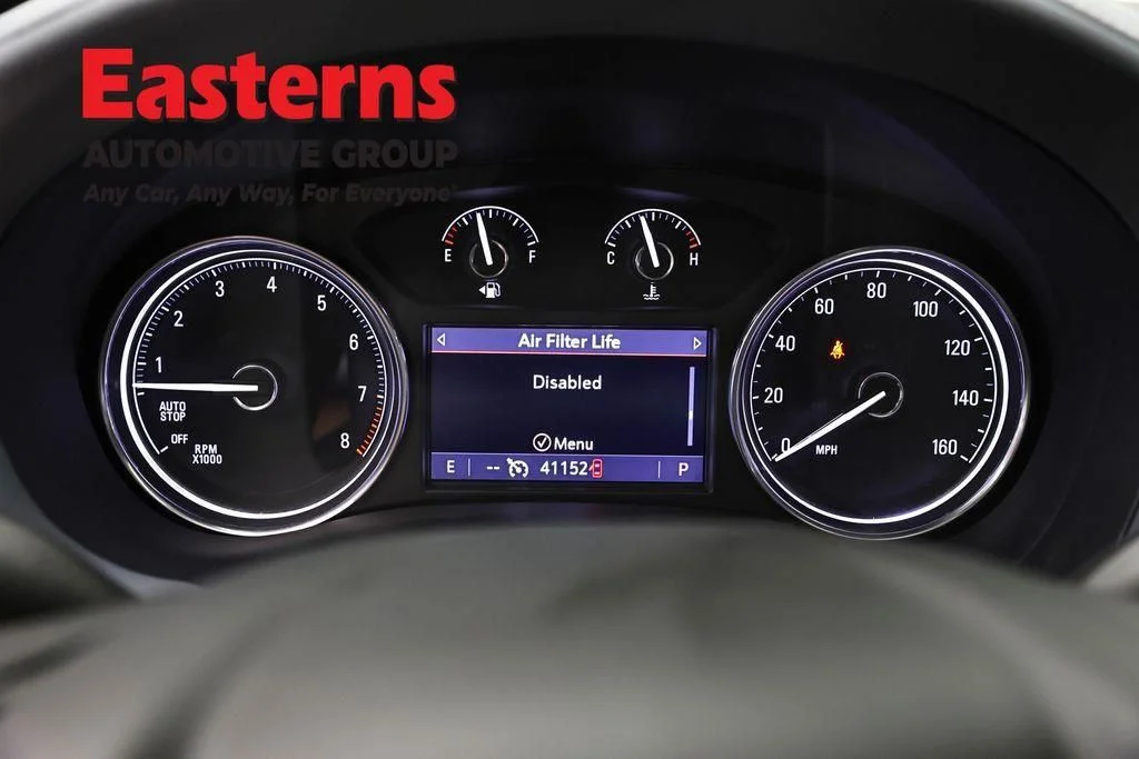 Used 2023 Green Buick Essence image 20