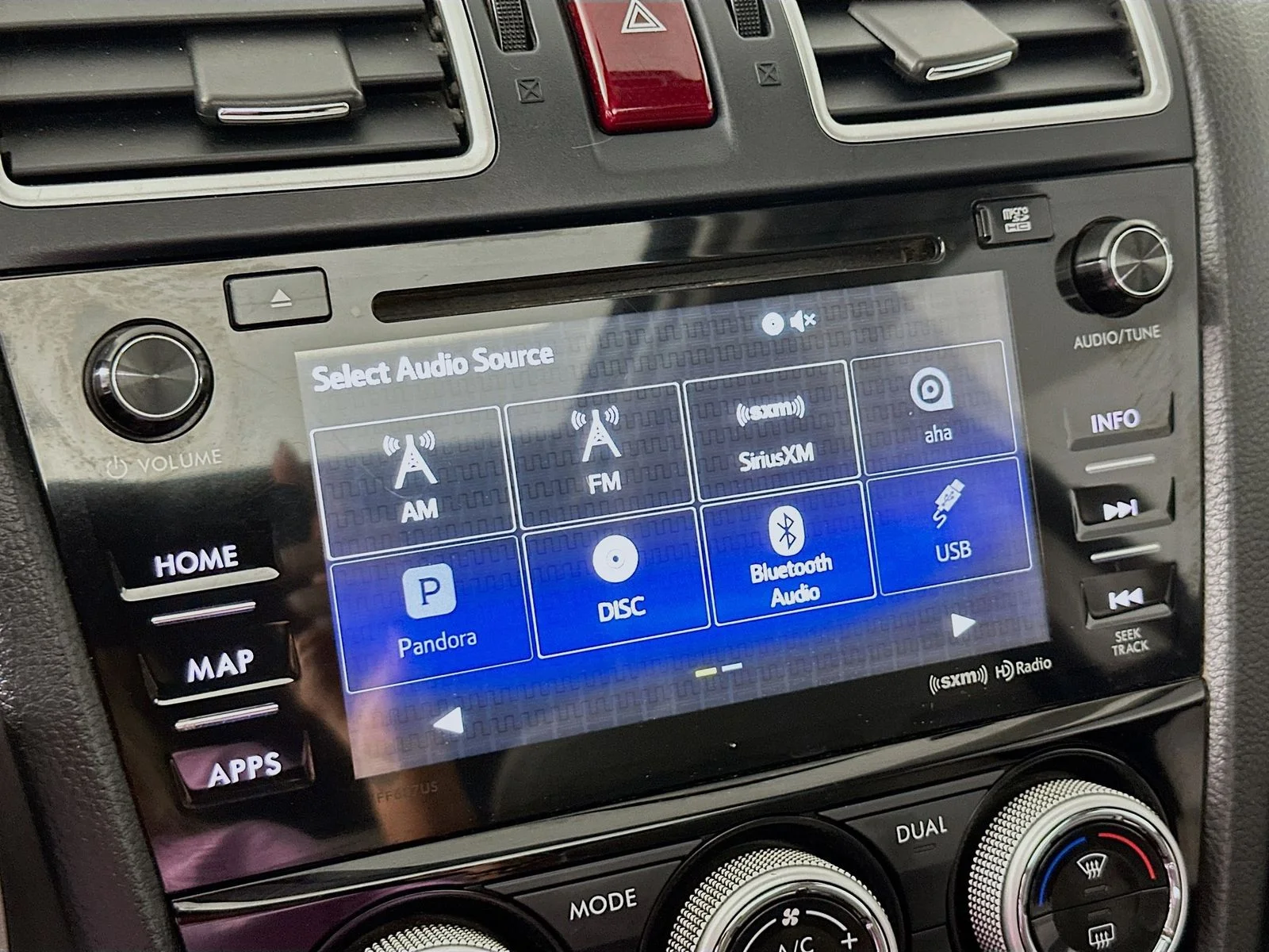 Used 2016 Dark Gray Metallic Subaru 2.5i Touring image 18
