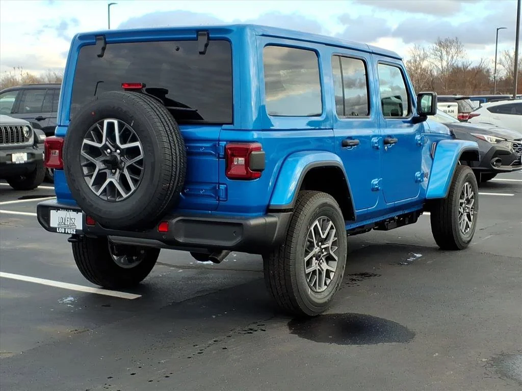 New 2026 Hydro Blue Pearl-Coat Exterior Paint Jeep Sahara image 16