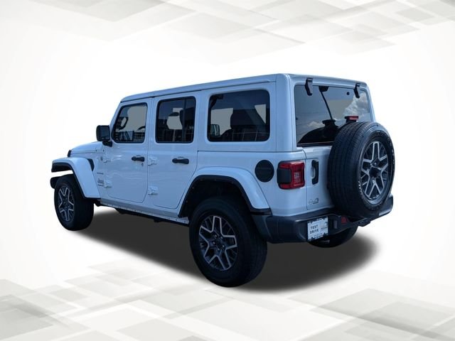 Used 2024 White Jeep Sahara image 6