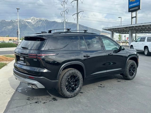 New 2026 Mosaic Black Metallic Chevrolet Z71 image 25