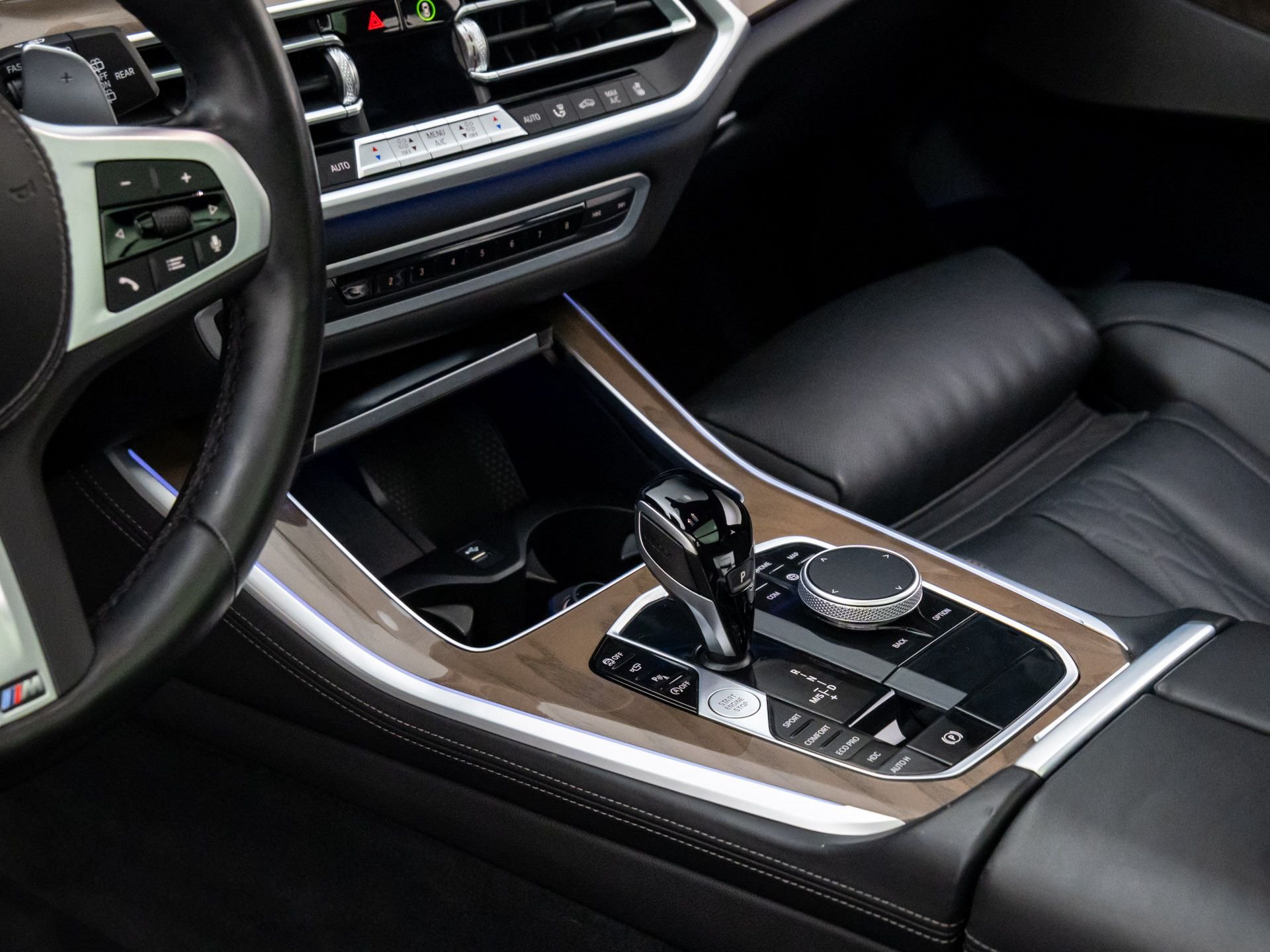 Certified Used 2023 Alpine White BMW M50i image 13