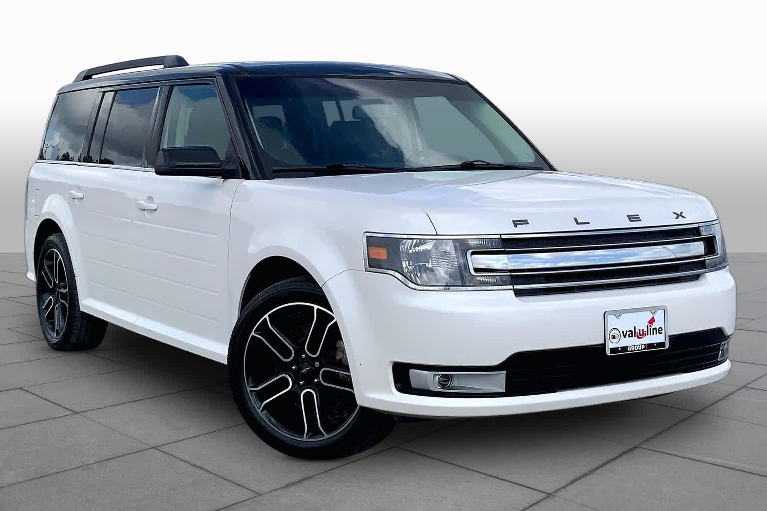 Used 2014 White Platinum Metallic Tri-Coat Ford SEL image 3