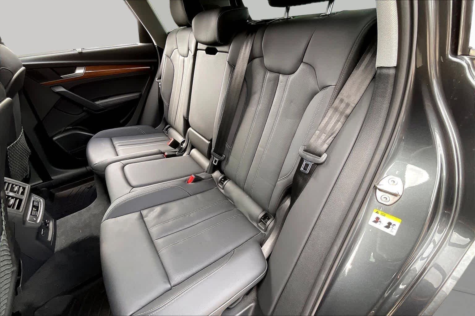 Used 2023 Daytona Gray Pearl Effect Audi S line Prestige image 21