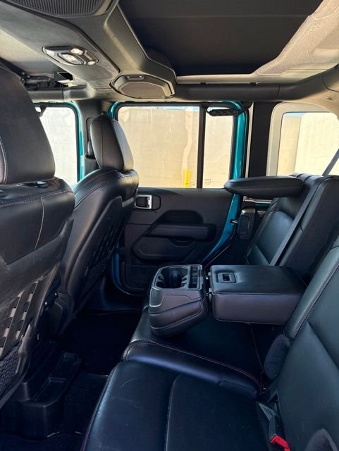 Used 2020 Teal Jeep Unlimited Rubicon image 6