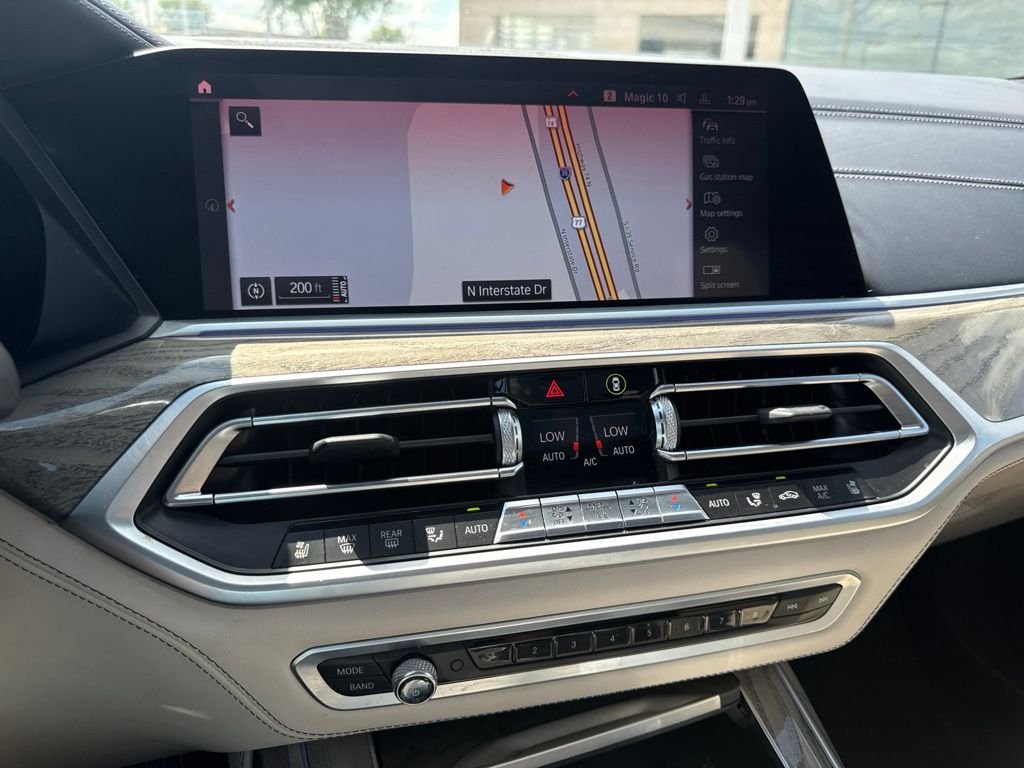 Used 2019 White BMW xDrive50i image 10