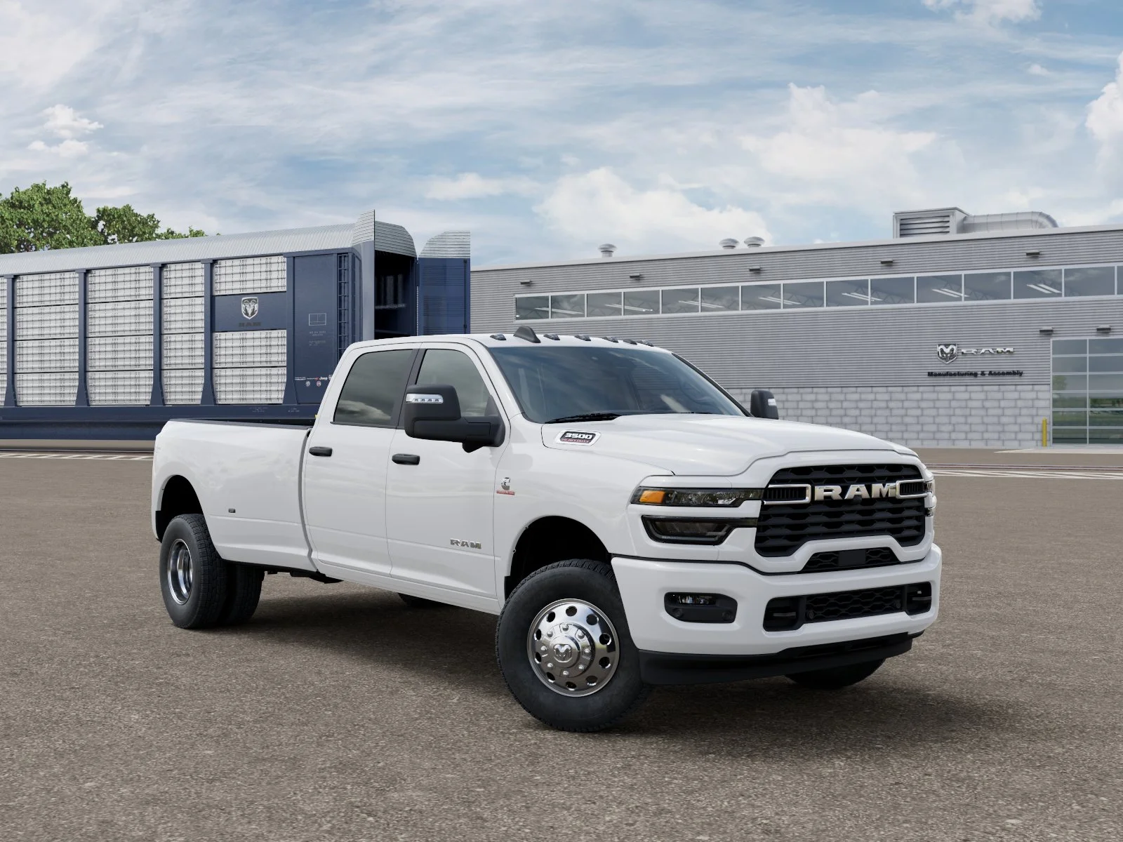 New 2026 Bright White Clear-Coat Exterior Paint RAM BIG HORN image 3