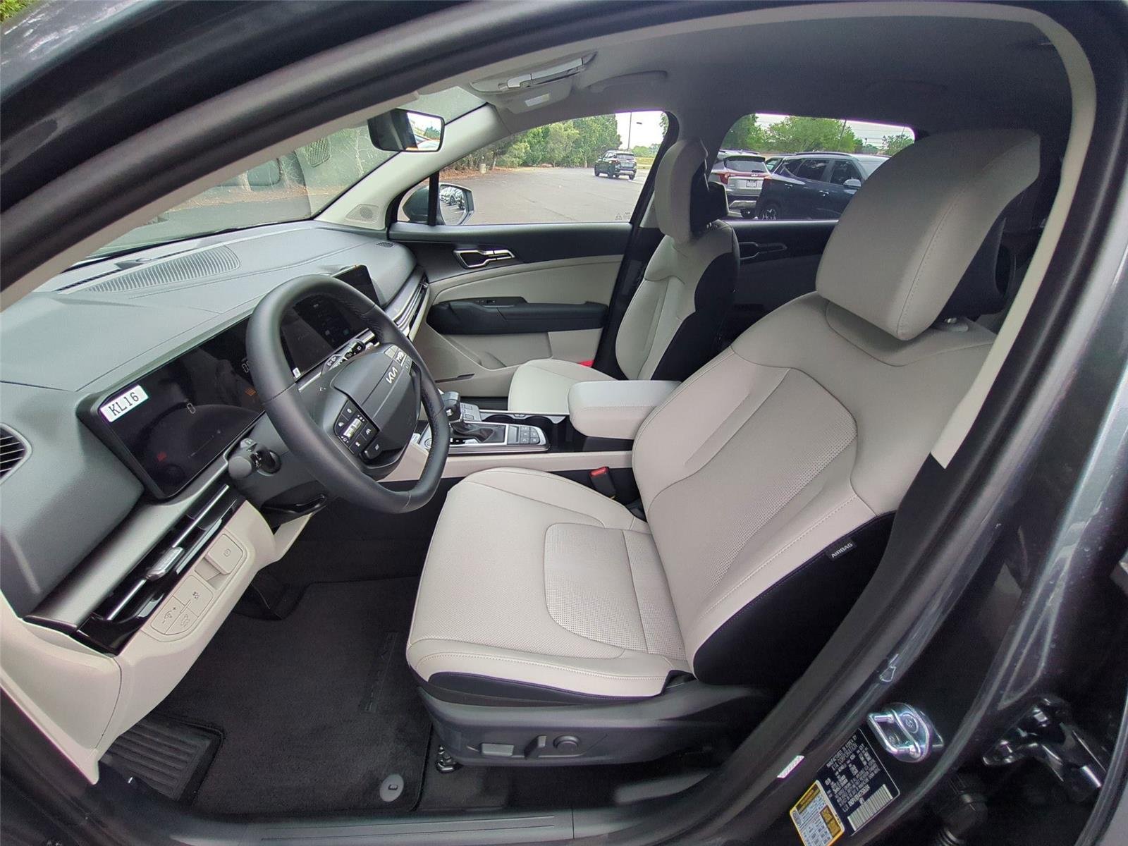 New 2026 Gravity Gray Kia EX image 18