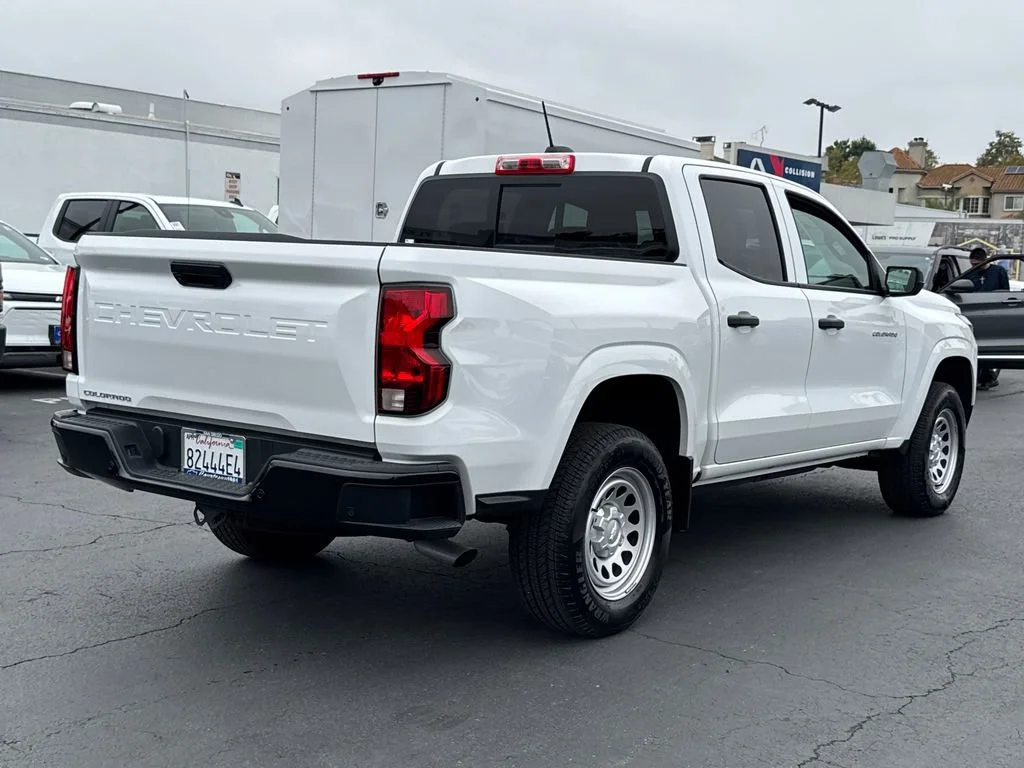 Used 2025 Summit White Chevrolet WT/LT image 12