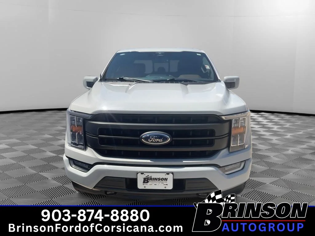 Used 2023 Avalanche Ford LARIAT image 2