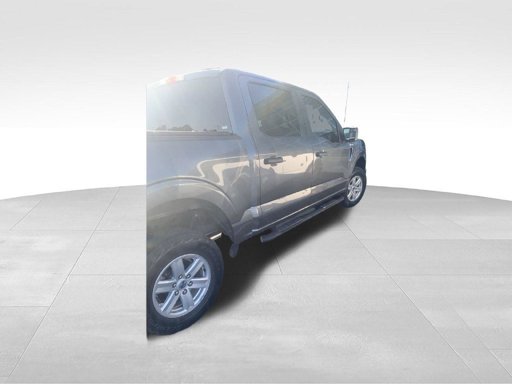 Used 2023 Gray Ford XLT image 15