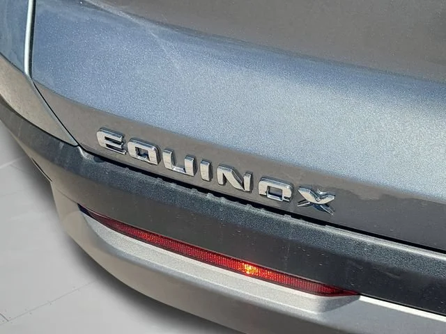New 2027 Sterling Gray Metallic Chevrolet LT image 9