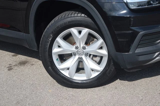 Used 2018 Black Volkswagen Launch Edition image 31