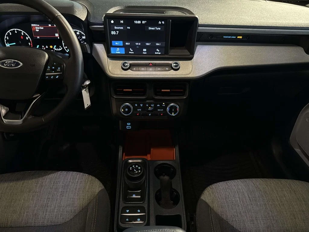 Used 2023 Blue Ford XLT image 18