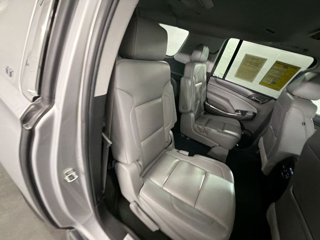 Used 2016 SILVER ICE METALLIC Chevrolet LT image 28
