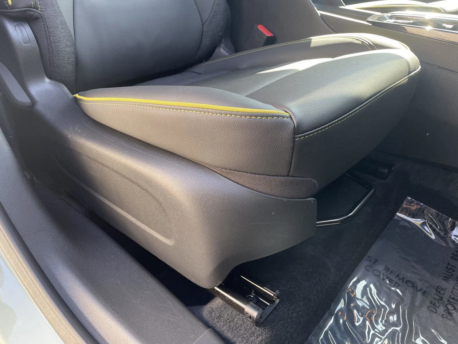 Used 2025 Cacti Green Chevrolet ACTIV image 9