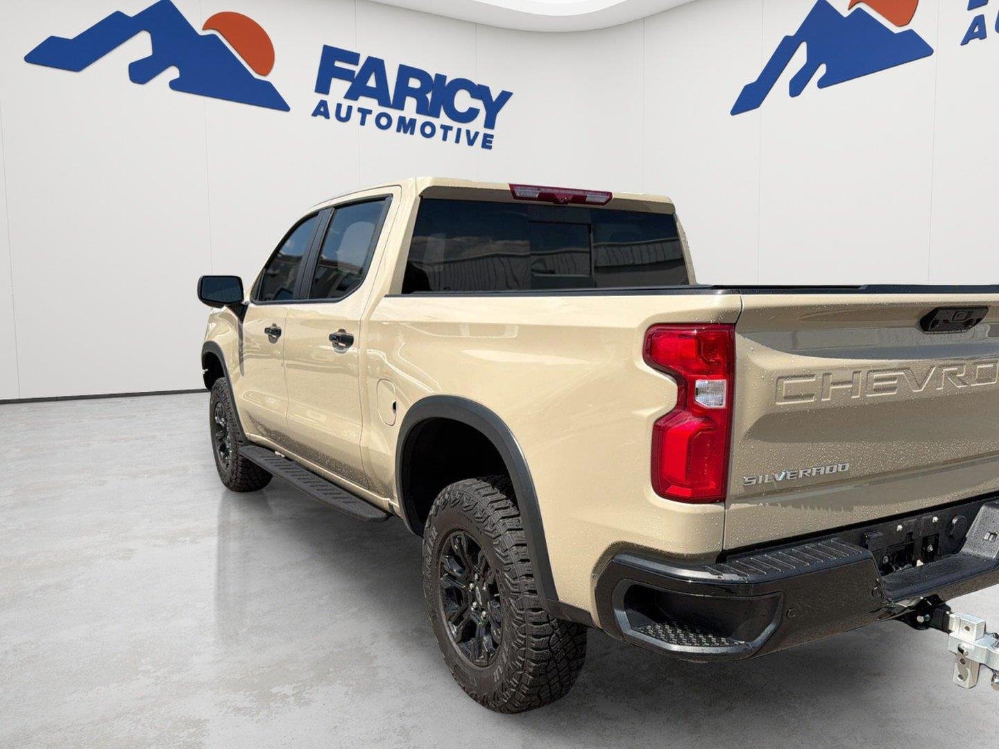 Used 2022 Sand Dune Metallic Chevrolet ZR2 image 7
