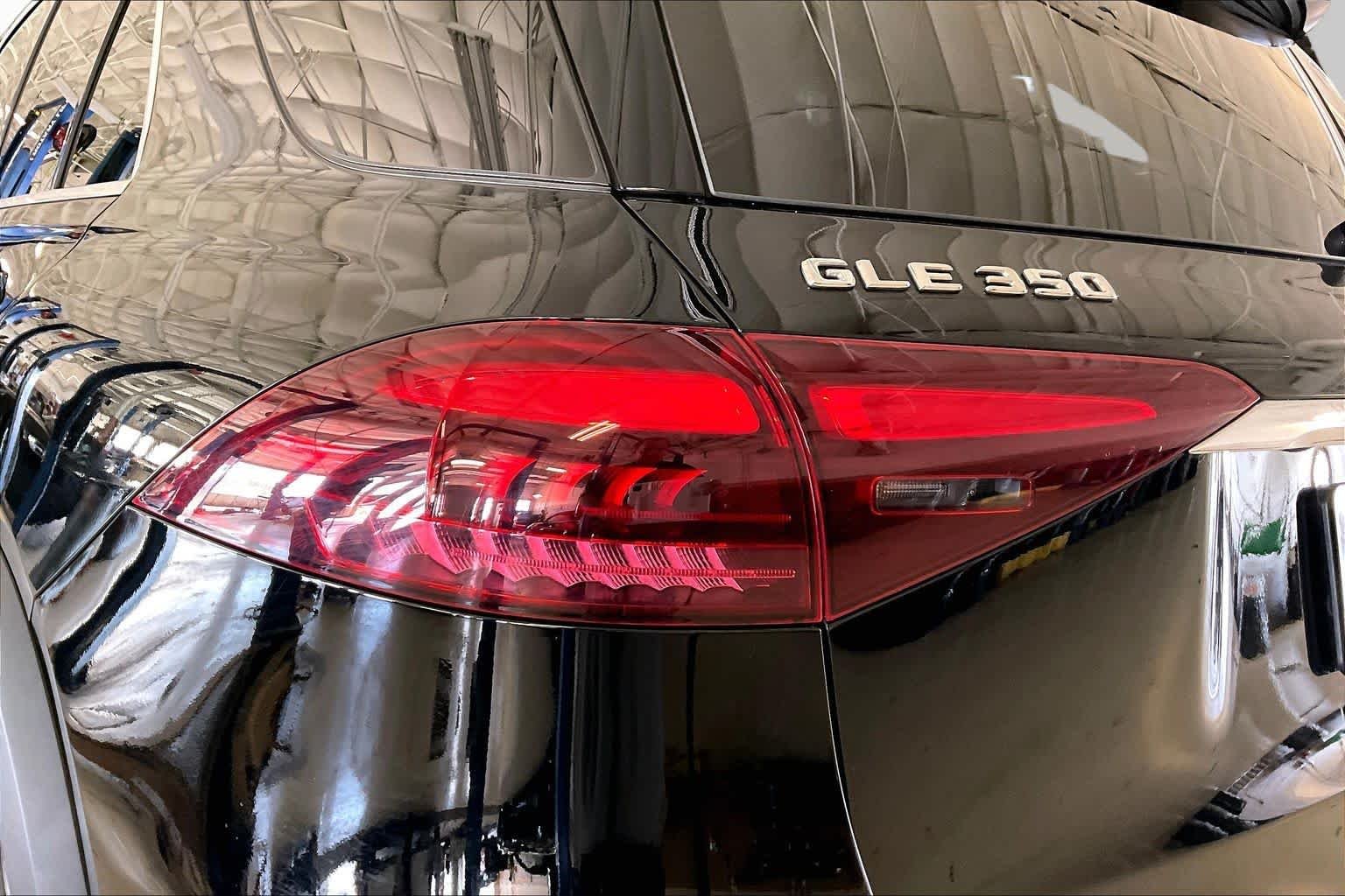 Used 2025 Black Mercedes-Benz GLE 350 image 26