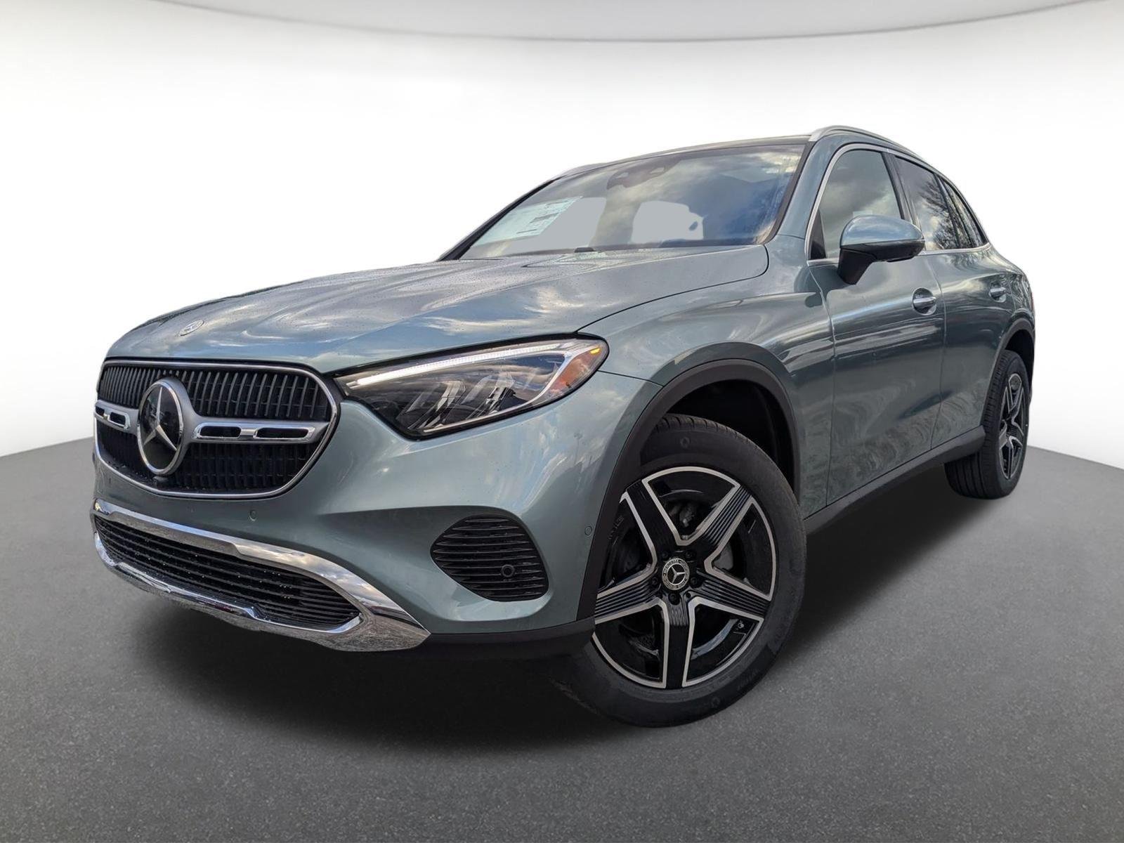 New 2026 Verde Silver Metallic Mercedes-Benz GLC 300 image 1