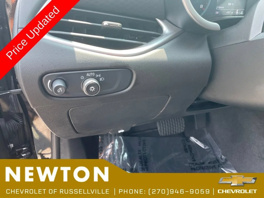 Used 2025 Mosaic Black Metallic Chevrolet RS image 7
