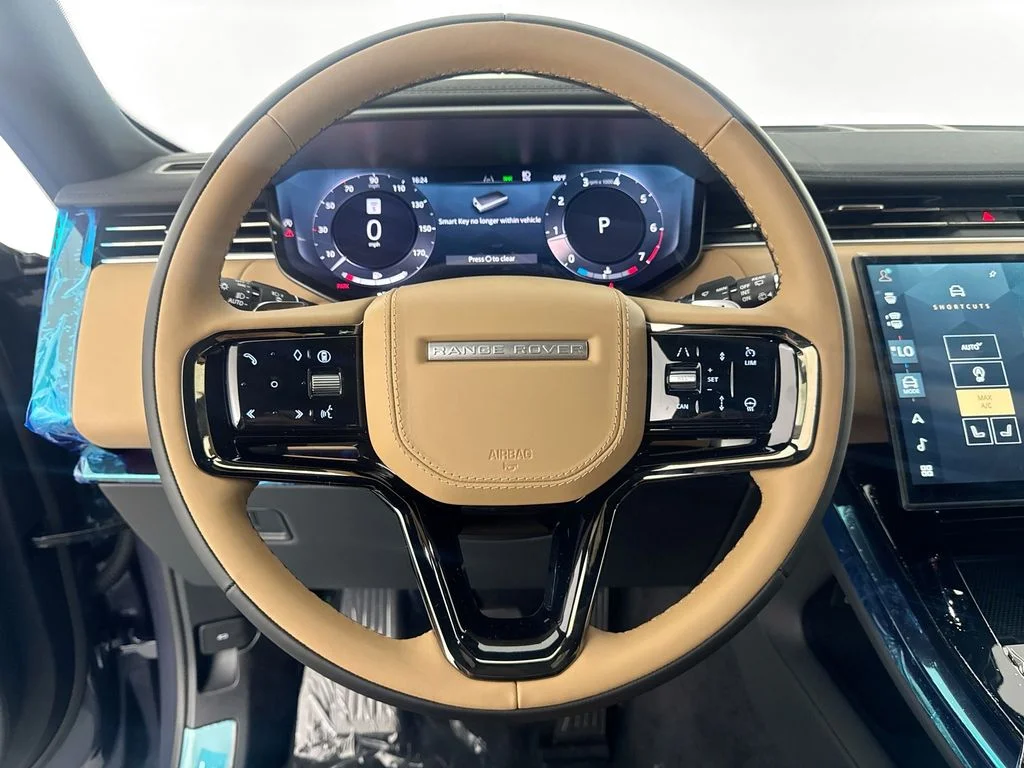 New 2026 Varesine Blue Land Rover Dynamic SE image 11