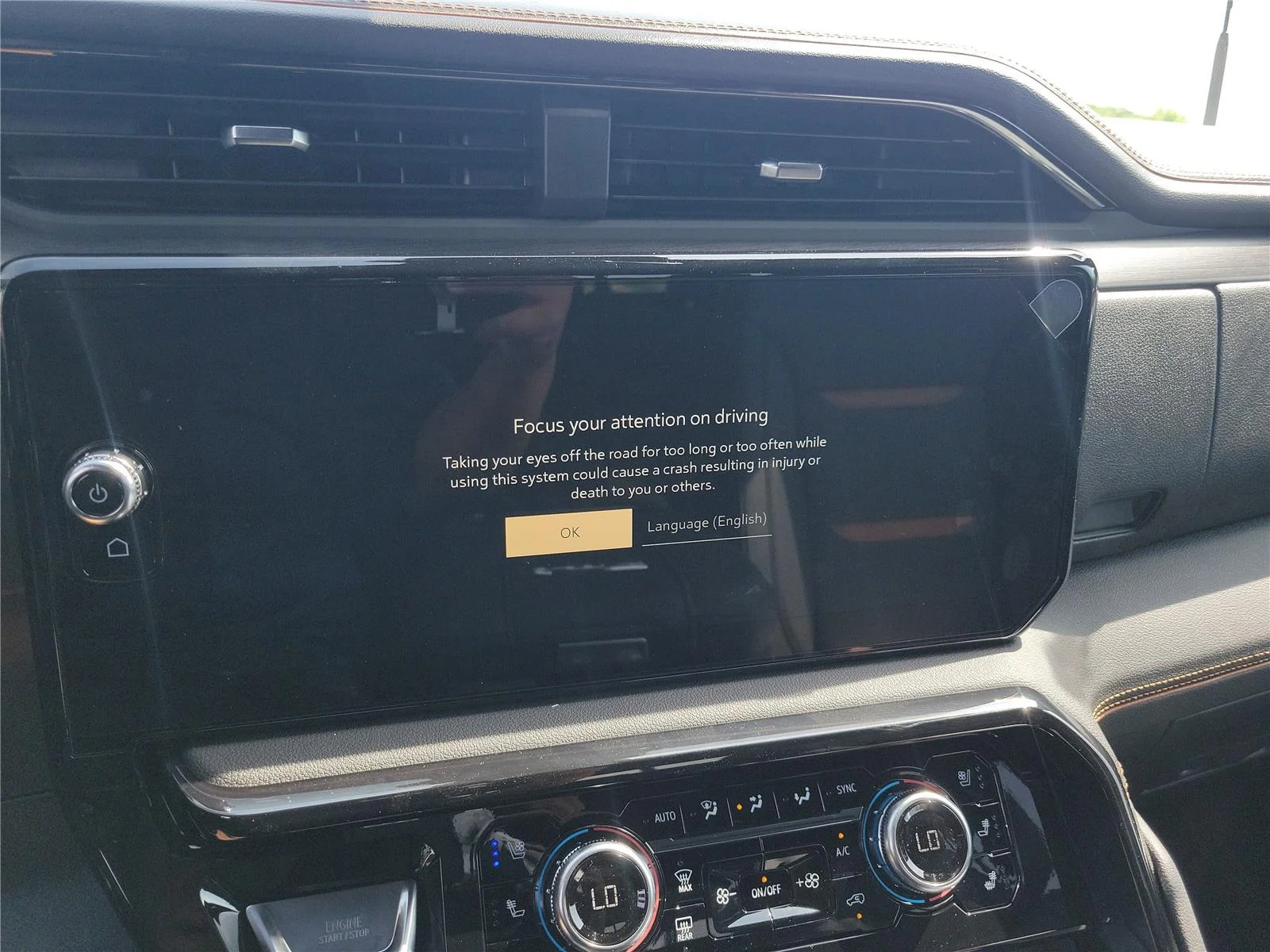 2026 GMC Sierra 2500HD AT4 - Photo 27