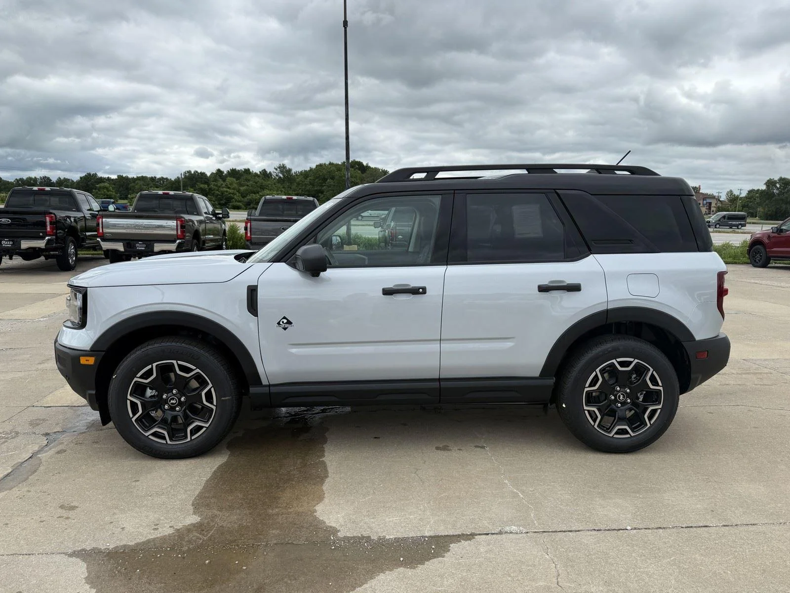 New 2026 Space White Metallic Ford Outer Banks® image 5