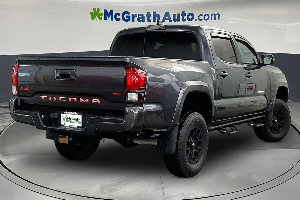 Used 2022 Gray Toyota SR5 image 17