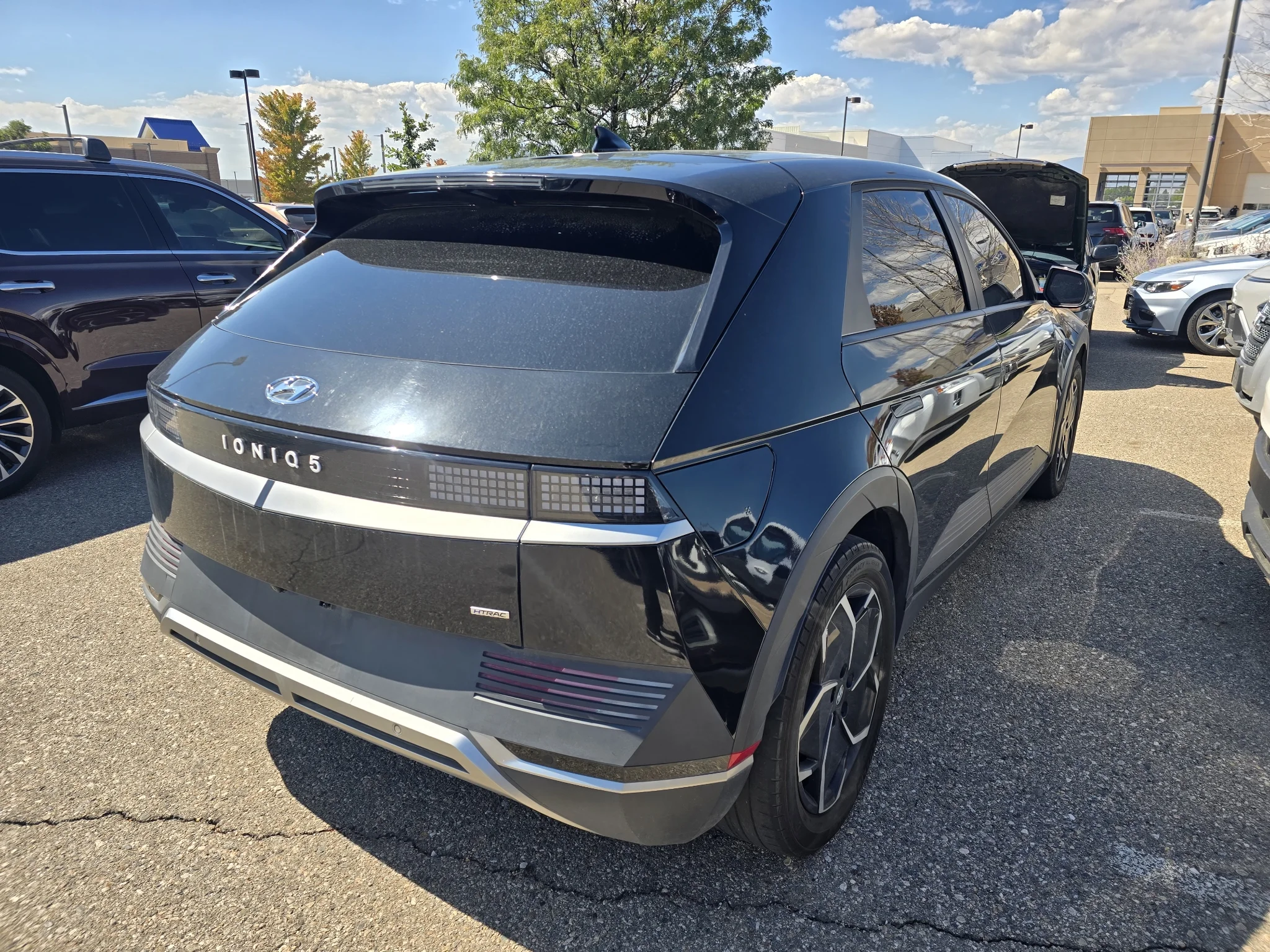 Used 2024 Abyss Black Hyundai SEL image 6