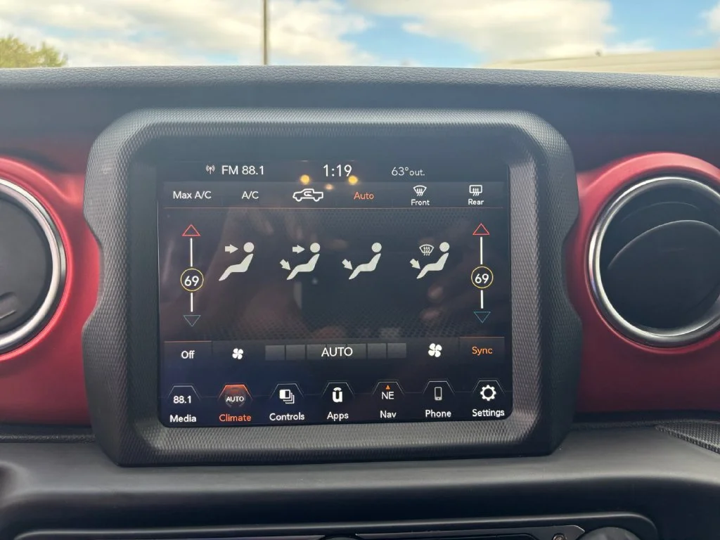 Used 2020 Red Jeep Rubicon image 25