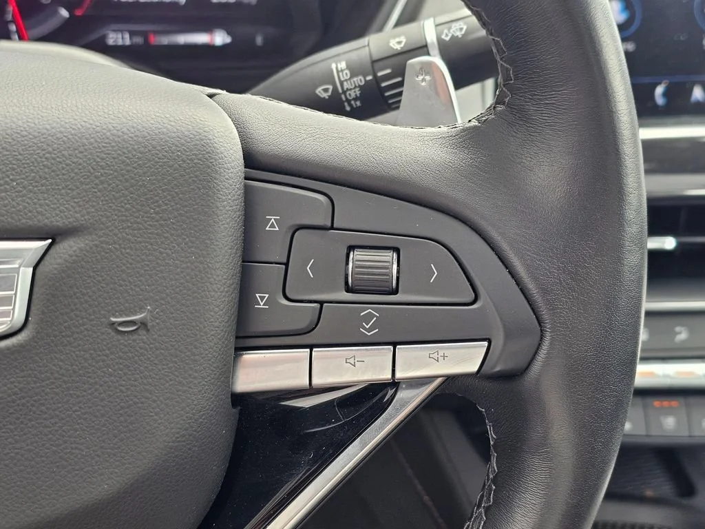 Used 2023 BLACK RAVEN Cadillac Sport image 26