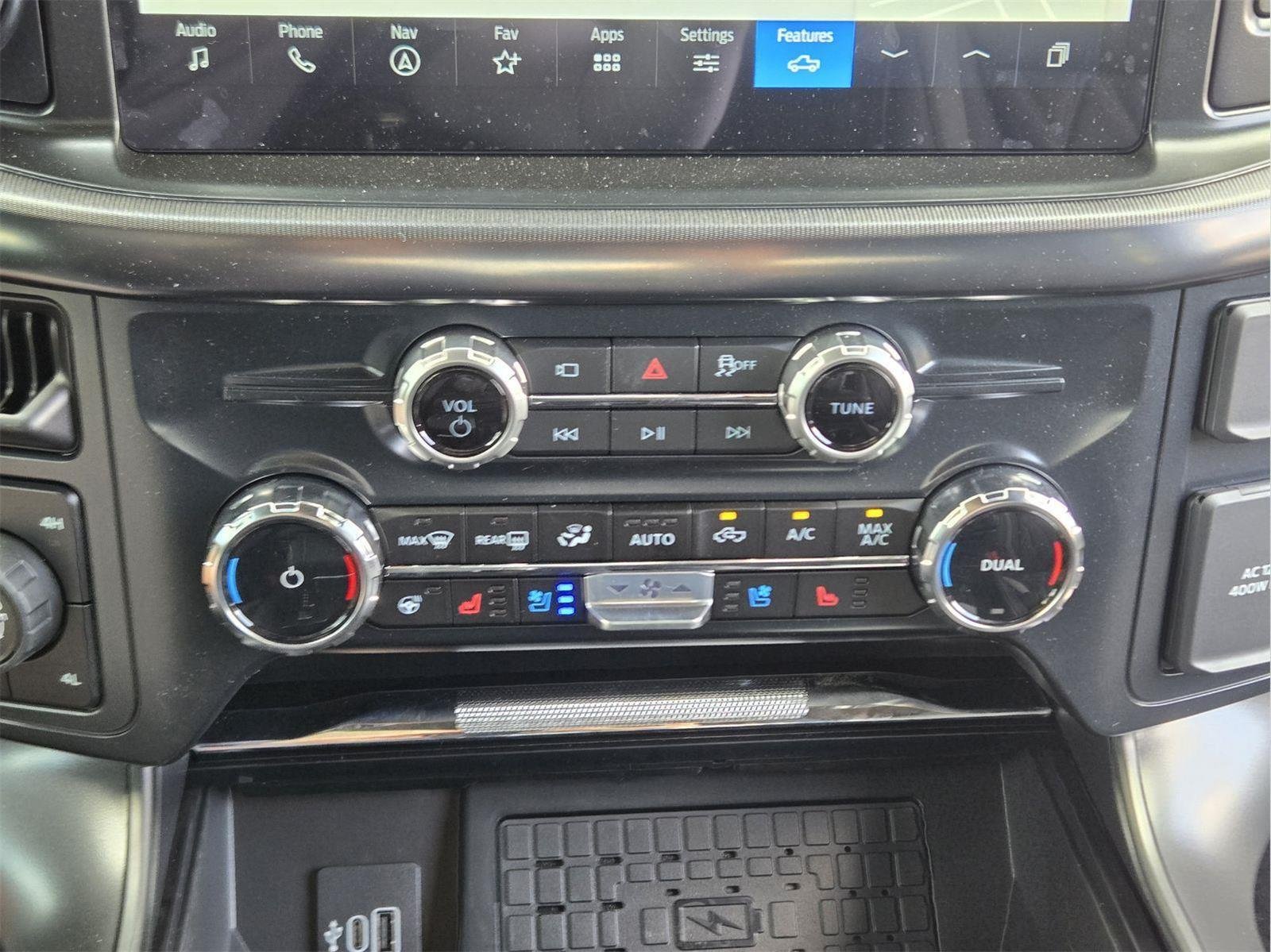 New 2026 Agate Black Metallic Ford Lariat® image 13