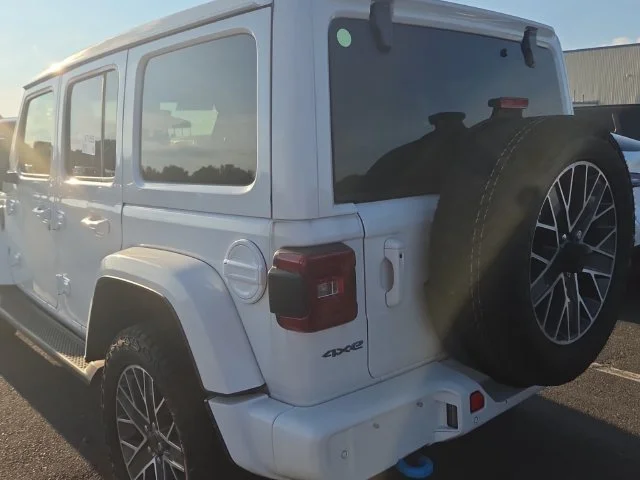 Used 2024 White Jeep High Altitude 4xe image 2