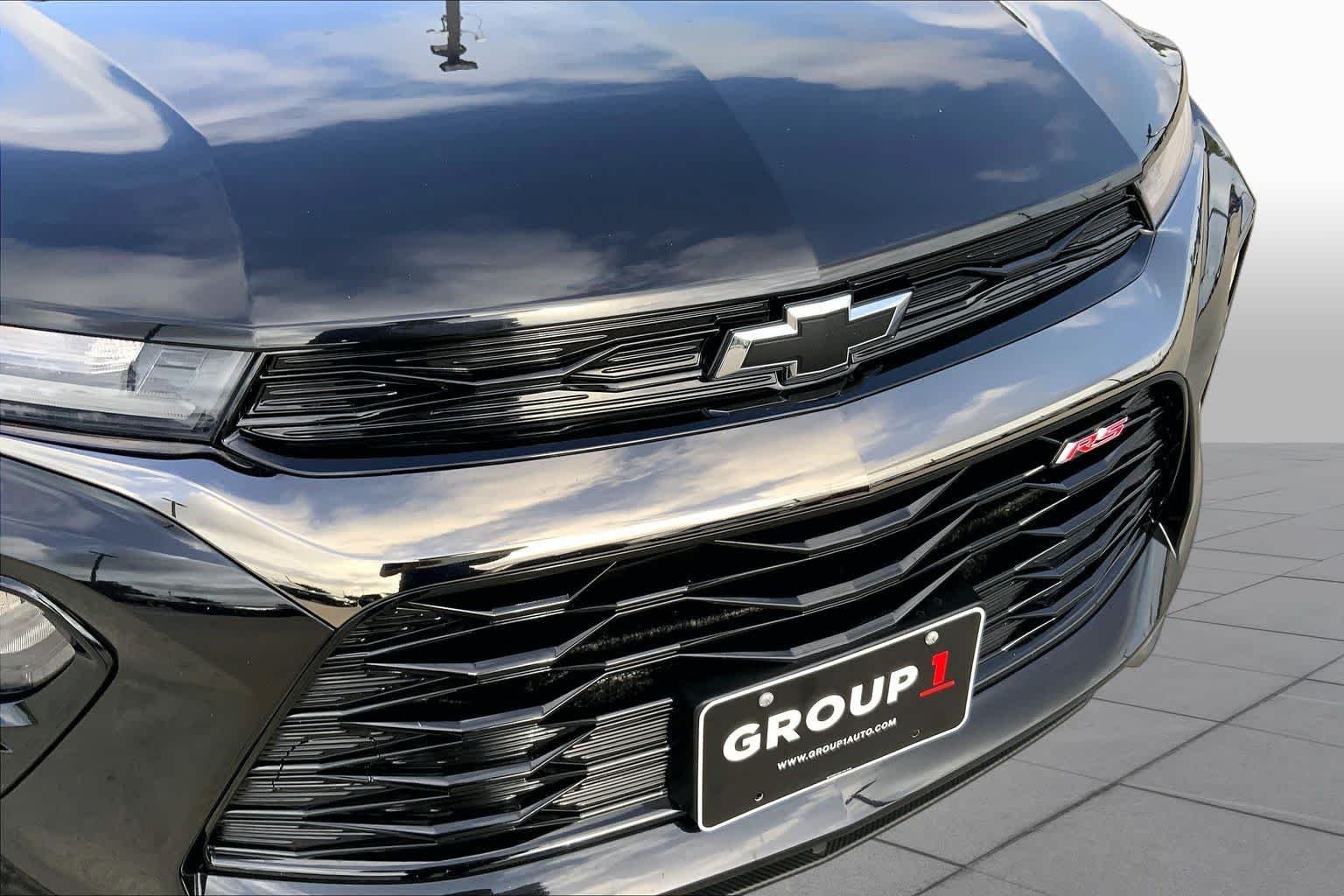 Used 2023 Mosaic Black Metallic Chevrolet RS image 30