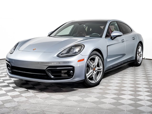 2023 Porsche Panamera 4 Platinum Edition