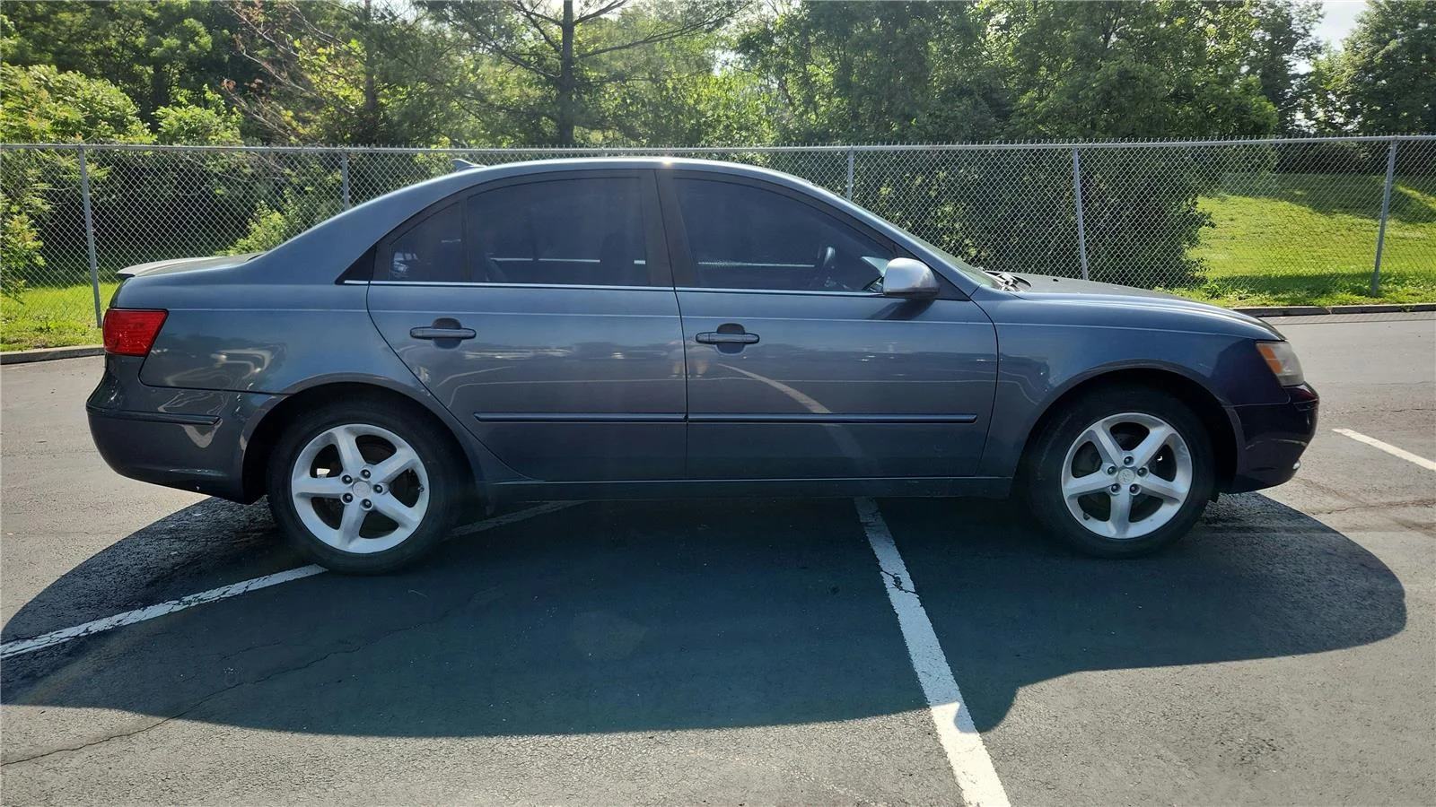 2009 Hyundai Sonata SE I4 A/T's photo
