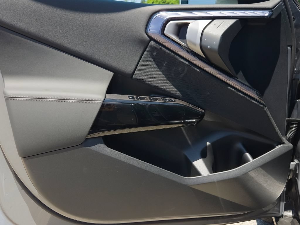 Used 2026 Skyscraper Grey Metallic BMW 30 xDrive image 18