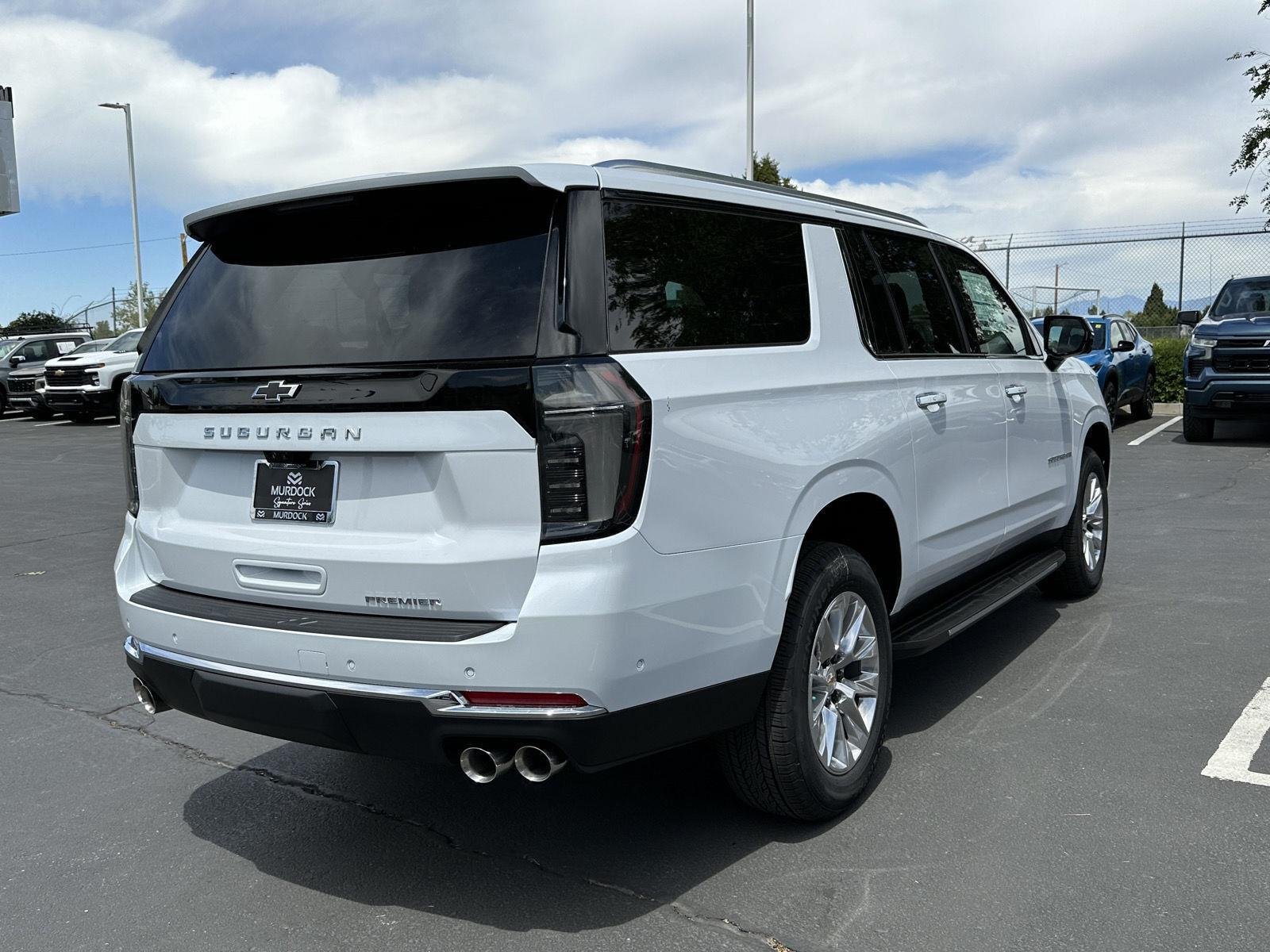 New 2026 Polar White Tricoat Chevrolet Premier image 8
