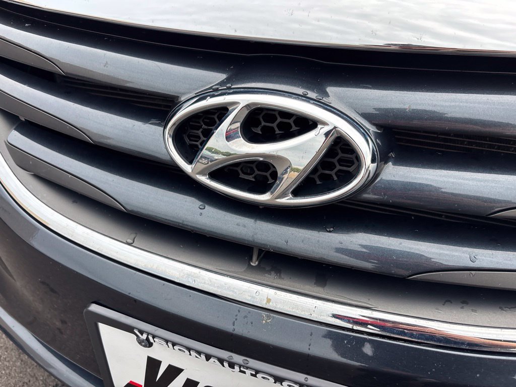 Used 2014 Blue Hyundai GLS image 9