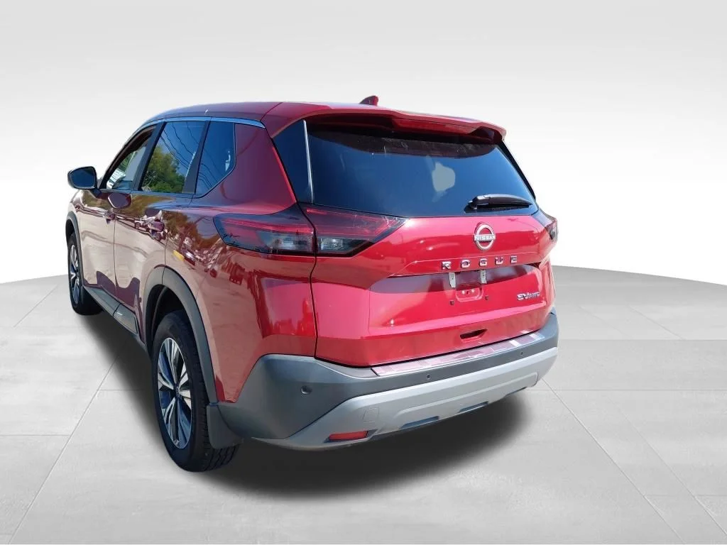Used 2023 Red Nissan SV image 14
