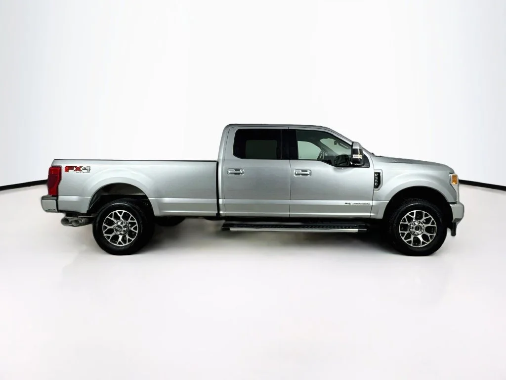 Used 2020 Silver Metallic Ford Lariat image 9