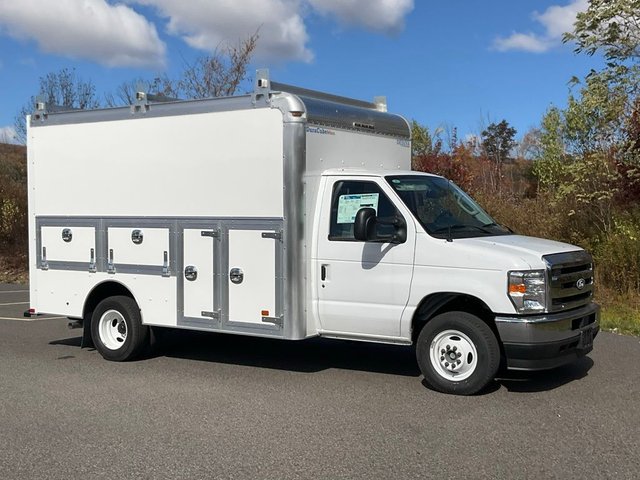 2026 Ford Econoline Cutaway E-450 DRW