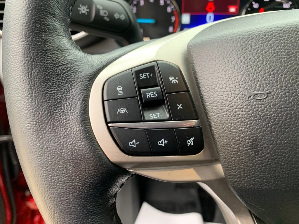 Used 2022 Red Ford XLT image 29