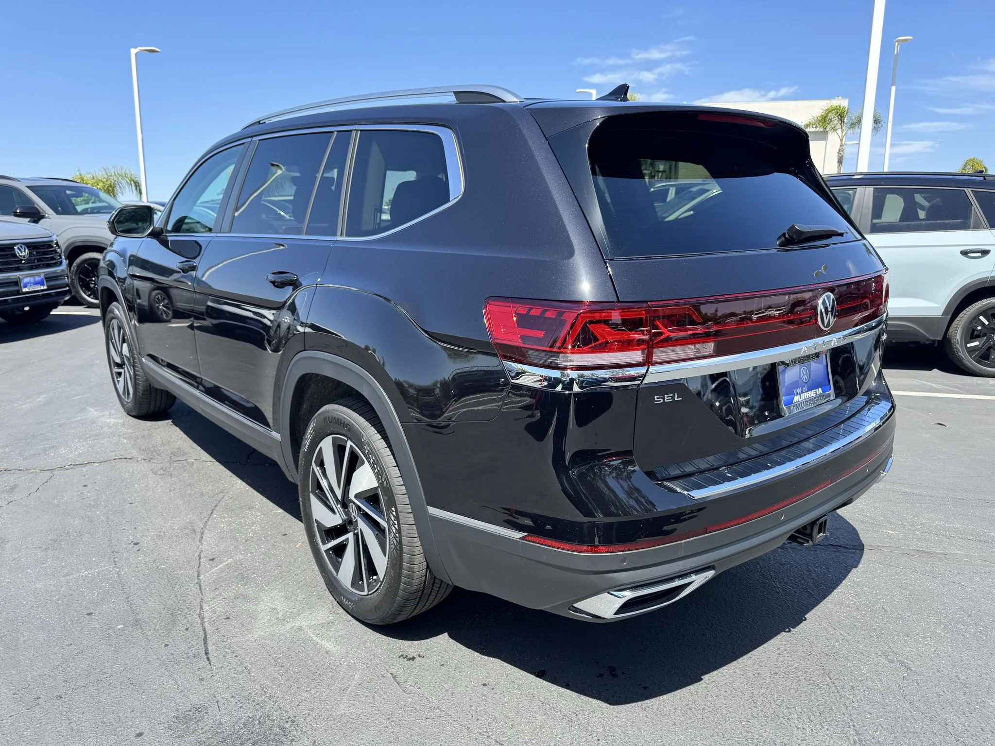New 2026 Deep Black Pearl Volkswagen 2.0T SEL image 7